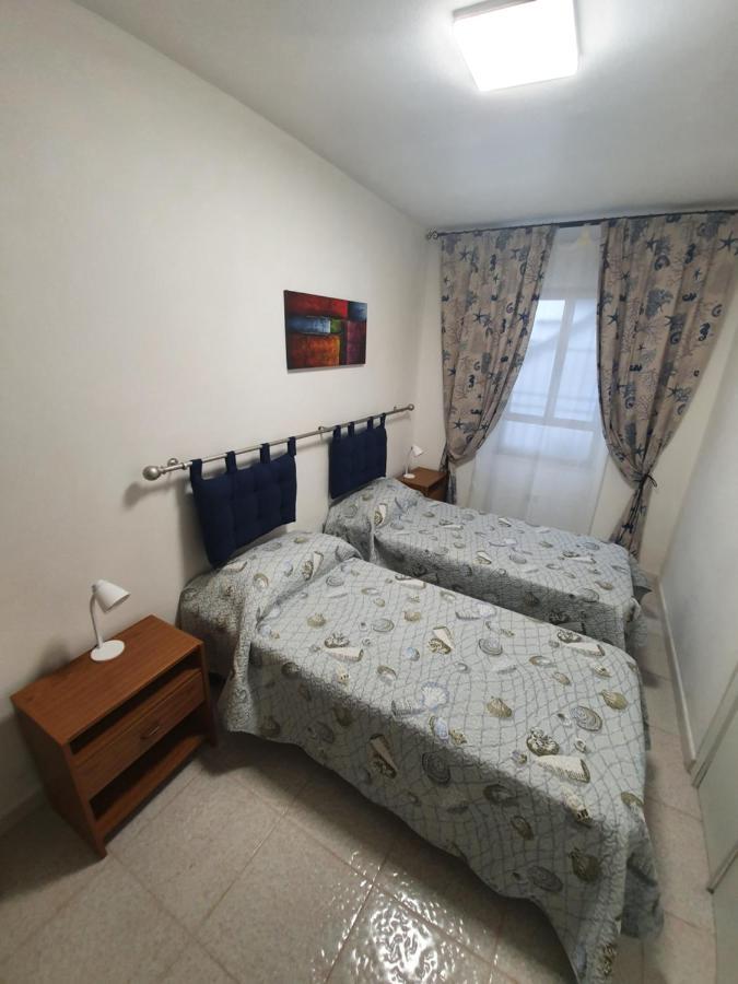 Yellowhouse Apartment Кала Гононе Екстериор снимка